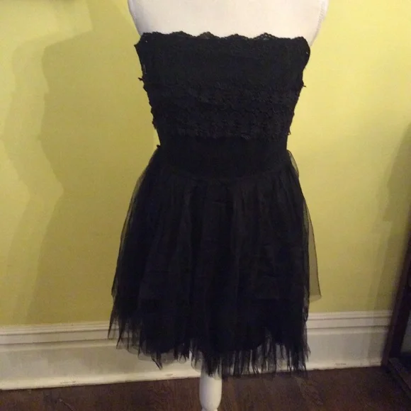 Sans Souci | Dresses | Sans Souci Nwot Very Cute Strapless Black Lace Tulle  Dress Size L | Poshmark